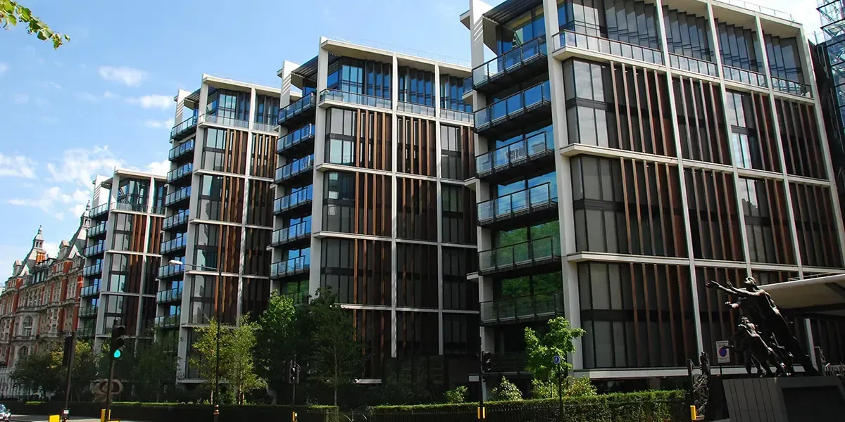 One Hyde Park luxury residential complex in Knightsbridge, London, featuring modern glass architecture and high-end apartments