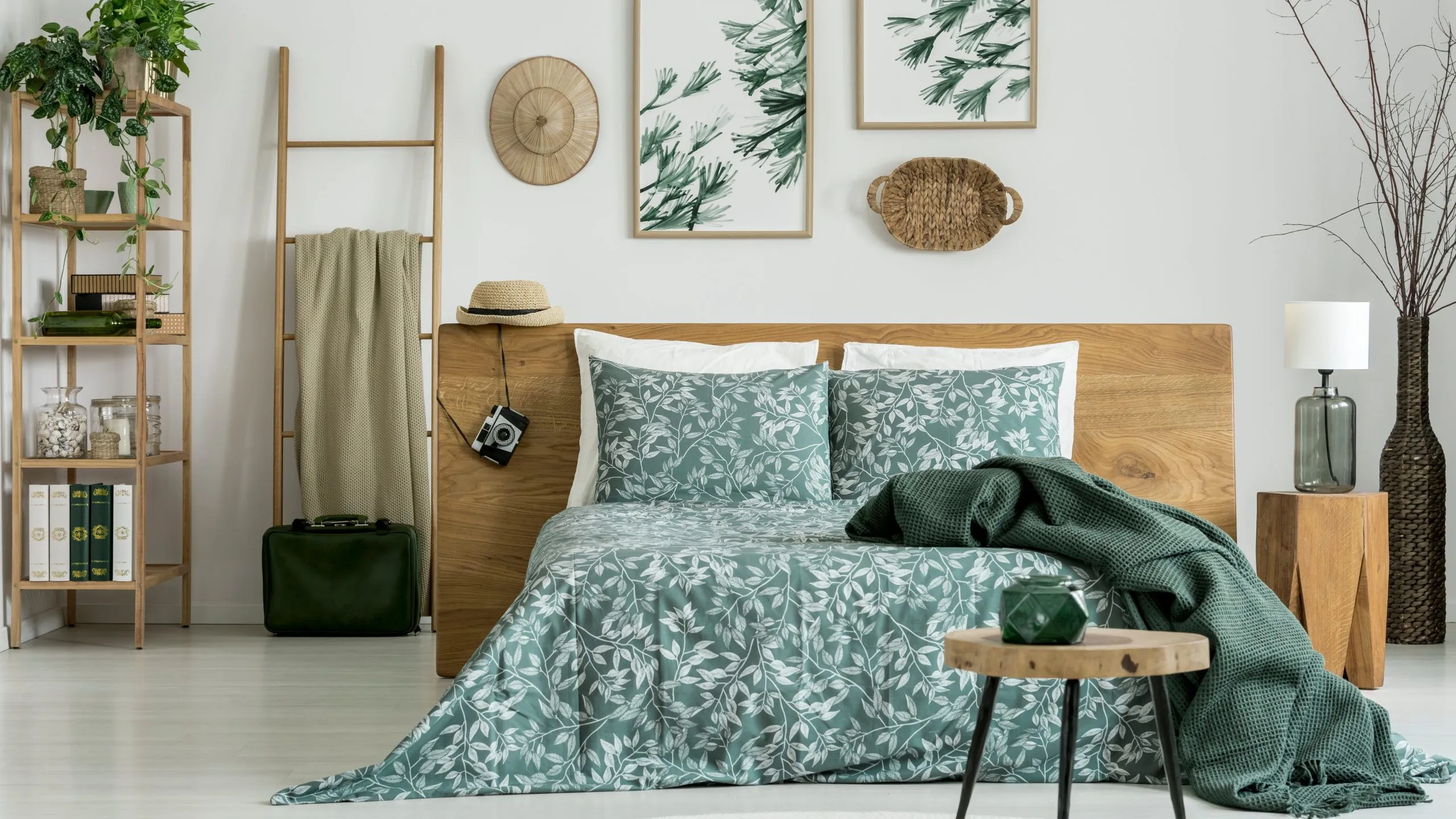 floral and natural prints or solid colors in light and greenish shades room with floral and natural prints or solid colors in light and greenish shades