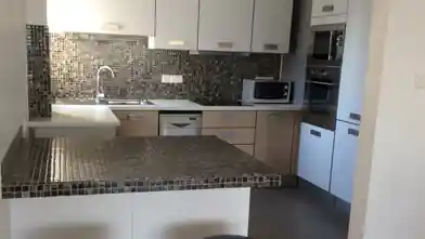Mieszkanie na wynajem, Dystrykt Limassol, Limassol, Neapolis
