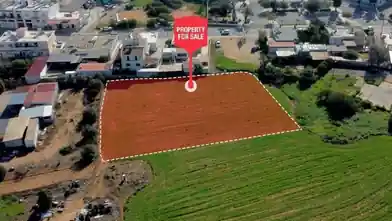Działka mieszkaniowa na sprzedaż, Dystrykt Famagusta, Paralimni, Dimos Paralimniou-Deryneias