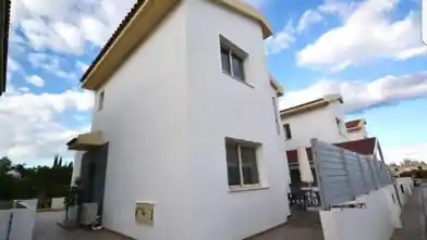 Dom wolnostojący na sprzedaż, Dystrykt Famagusta, Paralimni, Dimos Paralimniou-Deryneias