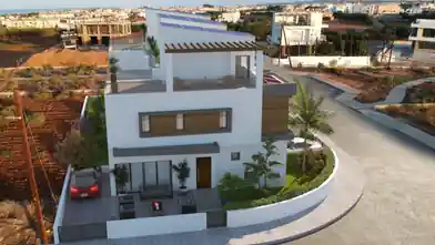 Dom wolnostojący na sprzedaż, Dystrykt Famagusta, Paralimni, Dimos Paralimniou-Deryneias