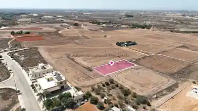 Działka mieszkaniowa na sprzedaż, Dystrykt Famagusta, Derinia