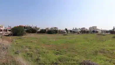 Działka mieszkaniowa na sprzedaż, Dystrykt Famagusta, Paralimni, Dimos Paralimniou-Deryneias