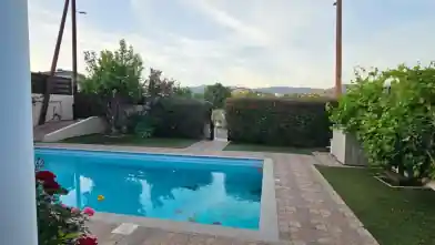 2 bedrooms Semidetached House for rent, Limassol, Pyrgos
