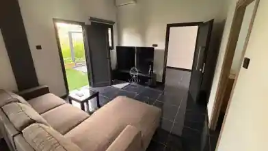 2 bedrooms Apartment for rent, Limassol, Mesa Geitonia