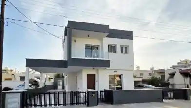 3-комнатный Отдельный дом на продажу, Лимасол, Като Полемидия