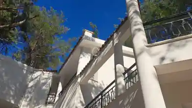 3 bedrooms Semidetached House for rent, Limassol, Moniatis