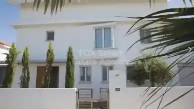 3 bedrooms Detached House for rent, Larnaca, Perivolia