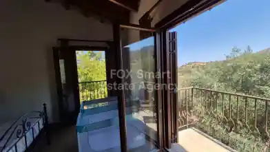 4 bedrooms Detached House for sale, Nicosia, Temvria