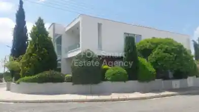 5+ bedrooms Detached House for rent, Paphos, Mesogi