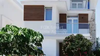 4 bedrooms Detached House for rent, Larnaca, Pyla