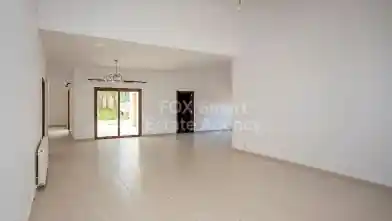 4 bedrooms Detached House for sale, Limassol, Moniatis