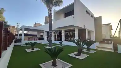 4 bedrooms Detached House for sale, Larnaca