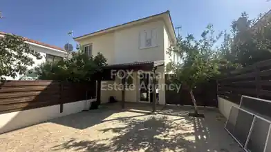 2 bedrooms Semidetached House for rent, Nicosia, Egkomi