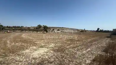 Działka mieszkaniowa na sprzedaż, Larnaka, Aradipu
