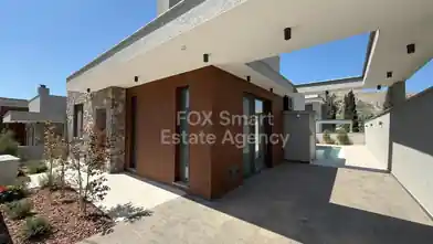 2 bedrooms Detached House for rent, Limassol, Dhoros
