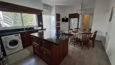 4 bedrooms Semidetached House for rent, Nicosia, Strovolos