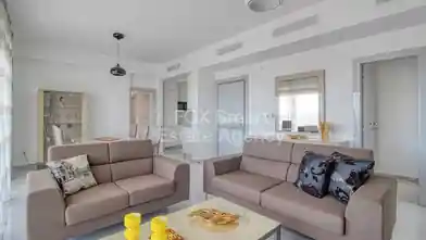 3 bedrooms Apartment for rent, Limassol, Mesa Geitonia