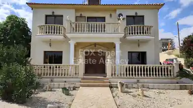 Villa for rent, Limassol, Pareklisia