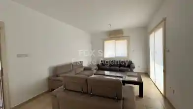 3 bedrooms Detached House for rent, Limassol, Monagroulli