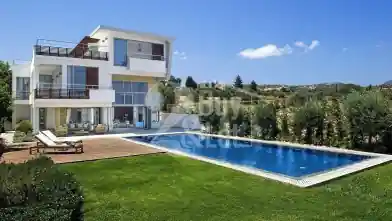 5+ bedrooms Detached House for sale, Paphos, Neo Chorio
