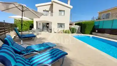 Առանձնատուն վաճառքիՊաֆոսում, Pegeiaում, 3 ննջասենյակ