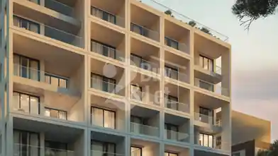 Квартира на продаж, Лімасол, Ιστορικό ΚένTRO