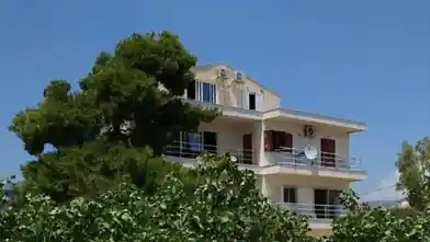 Commercial for sale, Corinthia, Agioi Theodoroi, Corinthia