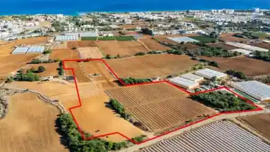 Działka mieszkaniowa na wynajem, Dystrykt Famagusta, Paralimni, Dimos Paralimniou-Deryneias