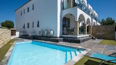 2 bedrooms Apartment for rent, Paphos, Neo Chorio