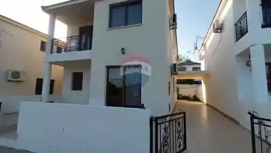Dom wolnostojący na sprzedaż, Larnaka, Aletriko
