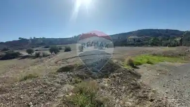 Działka mieszkaniowa na sprzedaż, Dystrykt Limassol, Monagruli