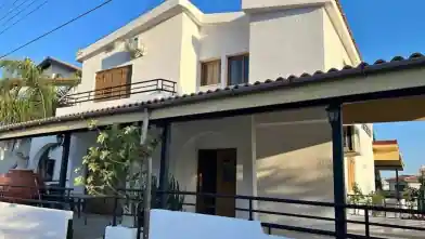 4 bedrooms Detached House for rent, Limassol, Agios Athanasios