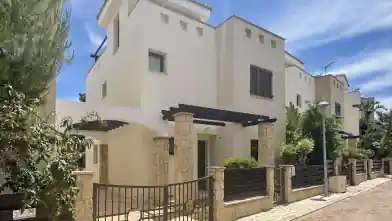 3-pokojowy Dom wolnostojący na sprzedaż, Dystrykt Famagusta, Paralimni