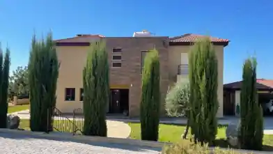 5+ bedrooms Detached House for rent, Limassol, Sotira