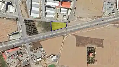 Коммерческий земельный участок на продажу, Ларнака, Арадипу