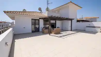 Mieszkanie na wynajem, Larnaka, Tersefanu