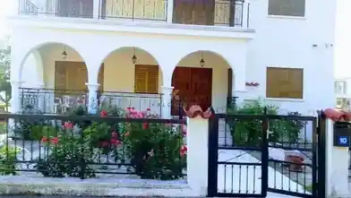 Окремий будинок на продаж, Ларнака, Псевдас
