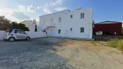 Commercial for rent, Larnaca, Livadia, Dimos Larnakas