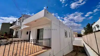Bliźniak na wynajem, Larnaka