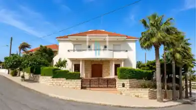 4-pokojowy Dom wolnostojący na sprzedaż, Dystrykt Limassol, Mesa Jitonia