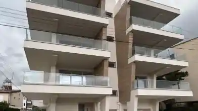 2-кімнатна Квартира на продаж, Нікосія, Строволос