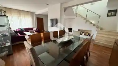 5+ pokojowy Dom wolnostojący na sprzedaż, Dystrykt Nikozja, Nikozja