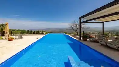 4 bedrooms Detached House for sale, Paphos, Stroumpi
