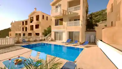 Μονοκατοικία 5+  υπνοδωματίων προς πώληση, Πάφος, Pegeia