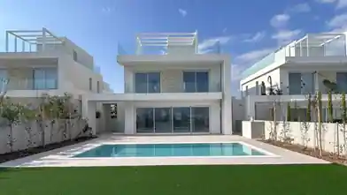 5+ bedrooms Detached House for sale, Famagusta, Paralimni