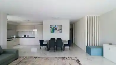 4-pokojowe Mieszkanie na wynajem, Dystrykt Limassol, Ajos Tichonas