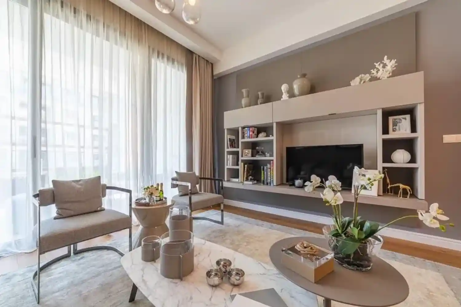 Επιλογή φινιρίσματος του έργου Matisse Residence  6