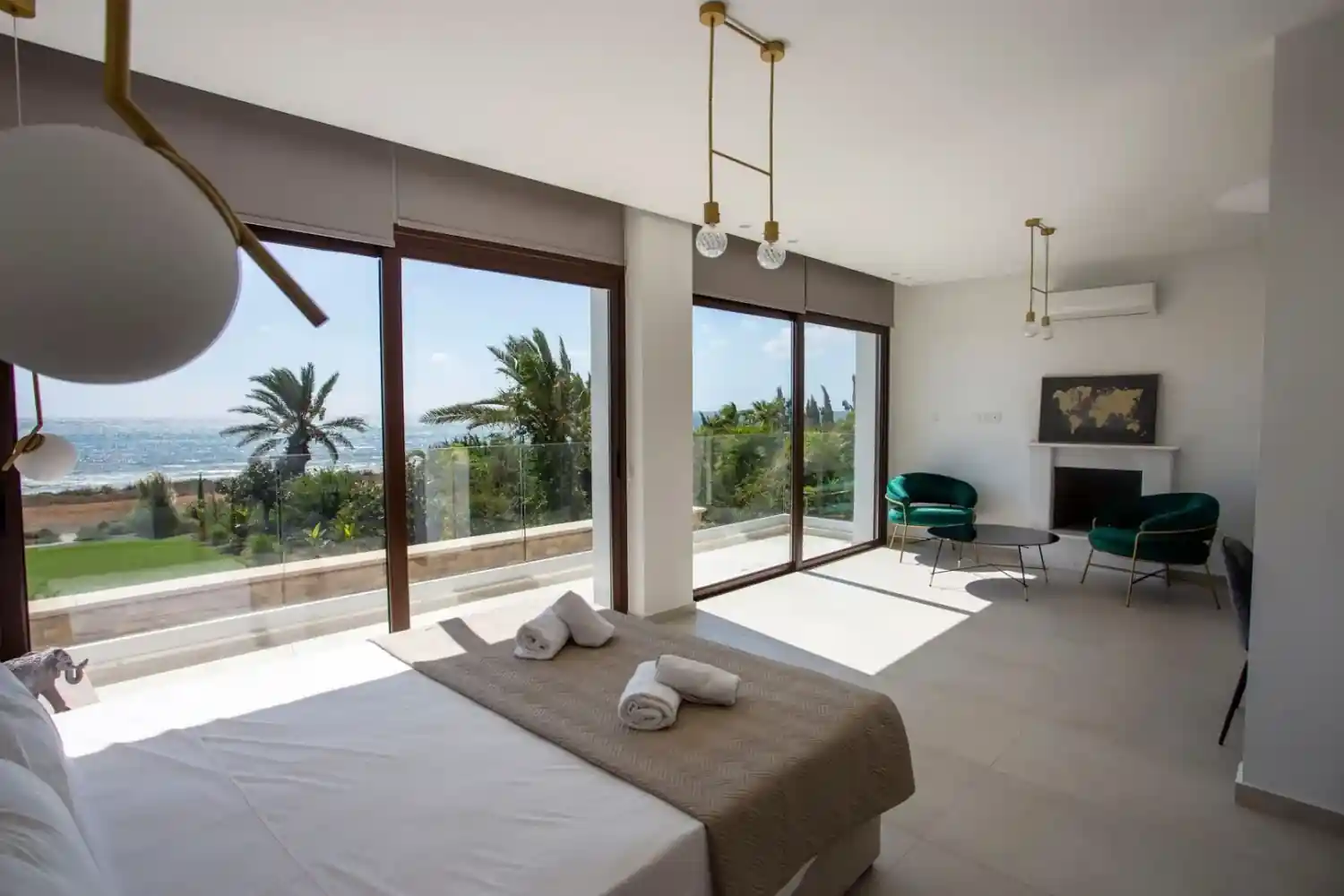 Варіант оздоблення проєкту Ionion Luxury Villas 7